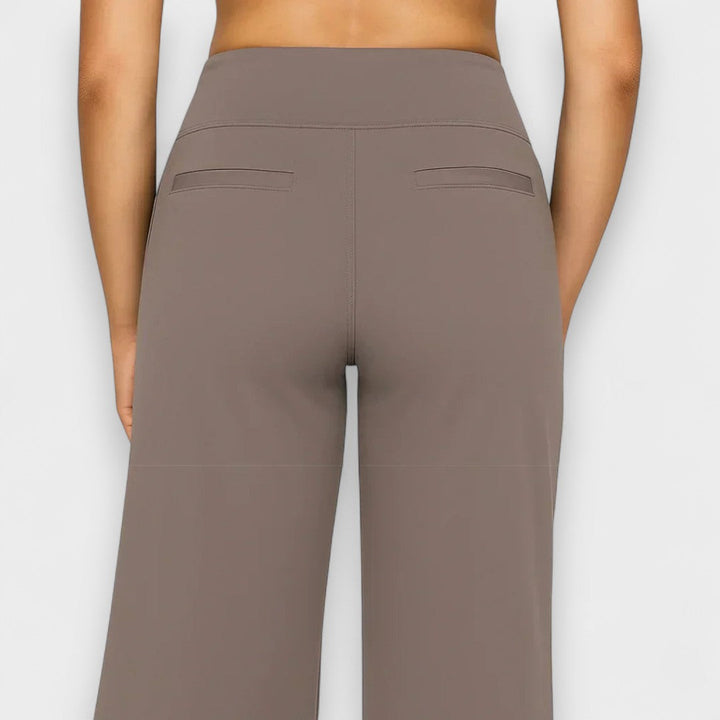 Pantalones Mercedes™